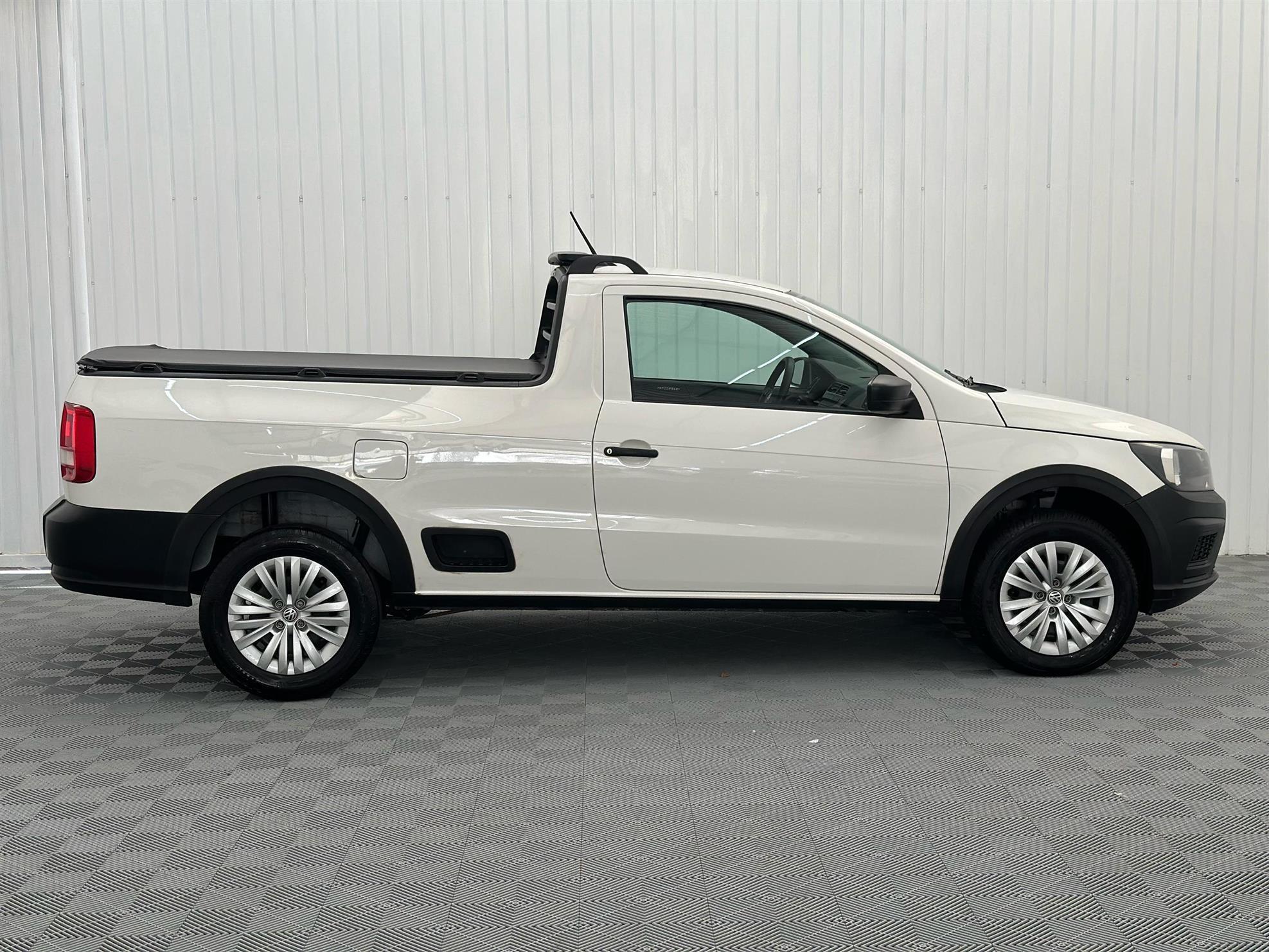 Volkswagen Saveiro Branco