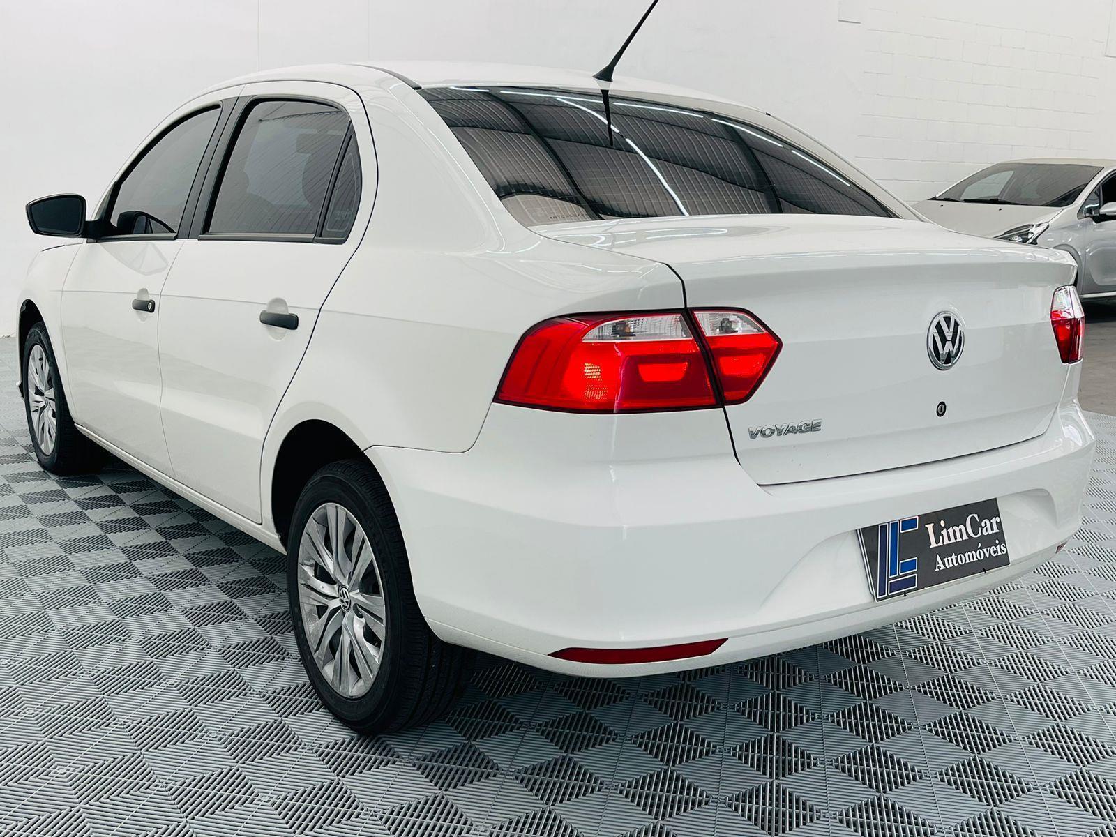 Volkswagen Voyage Branco