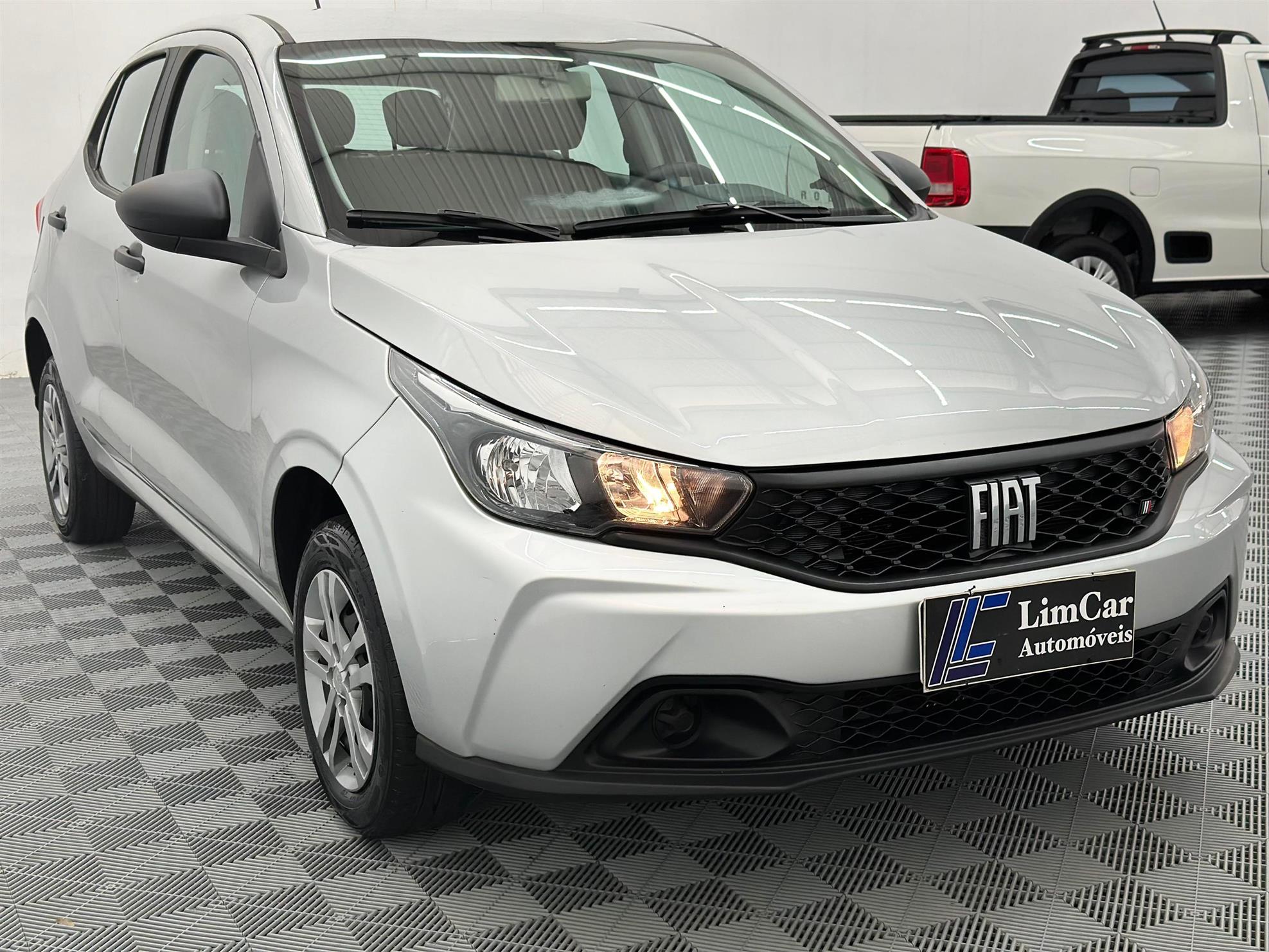 Fiat Argo Prata