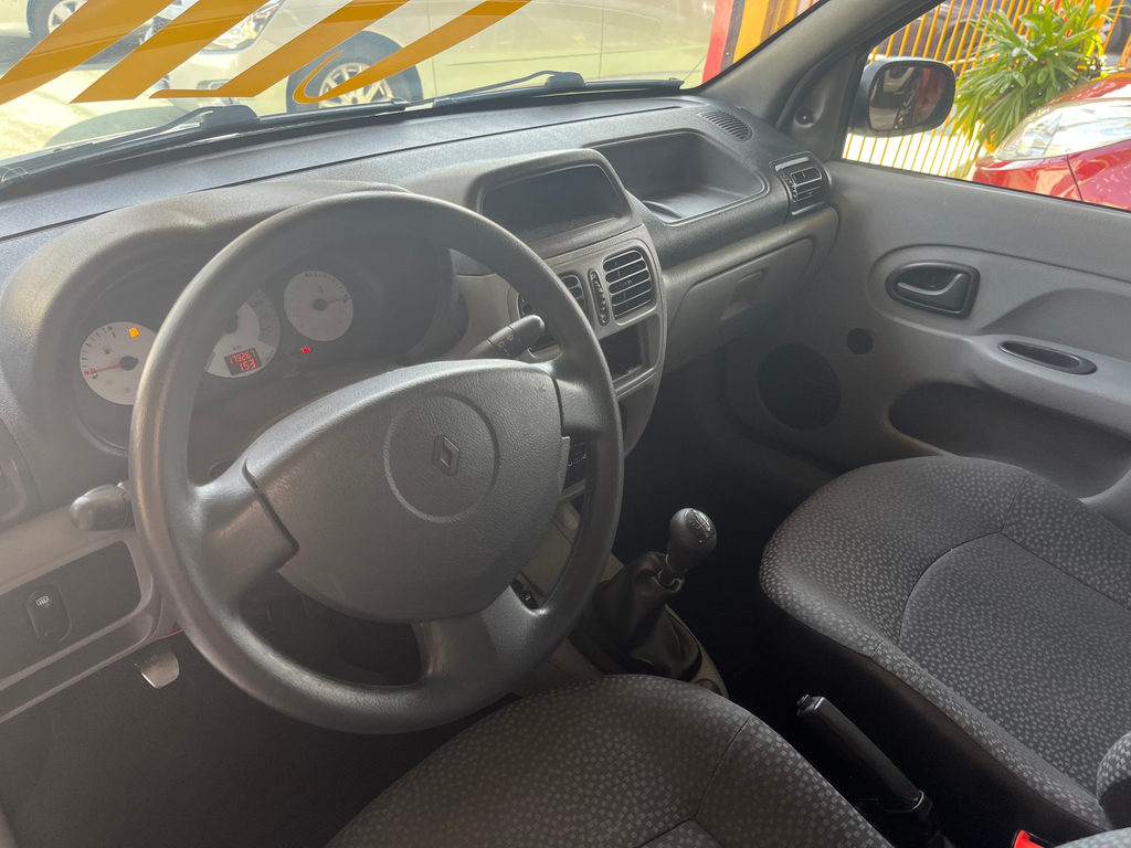 Renault Clio Prata