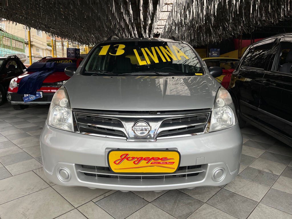 Nissan Livina Prata