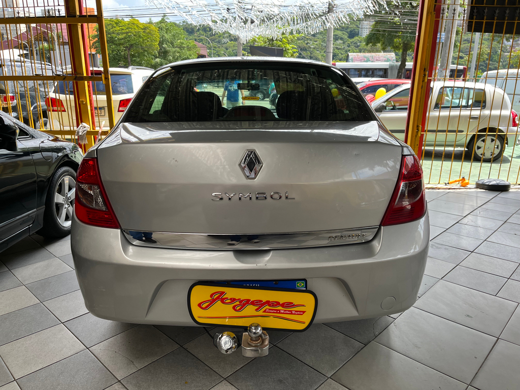 Renault Symbol Prata