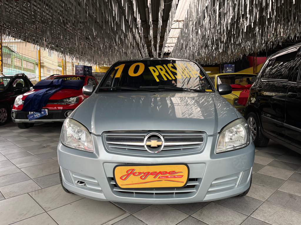 Chevrolet Prisma Prata
