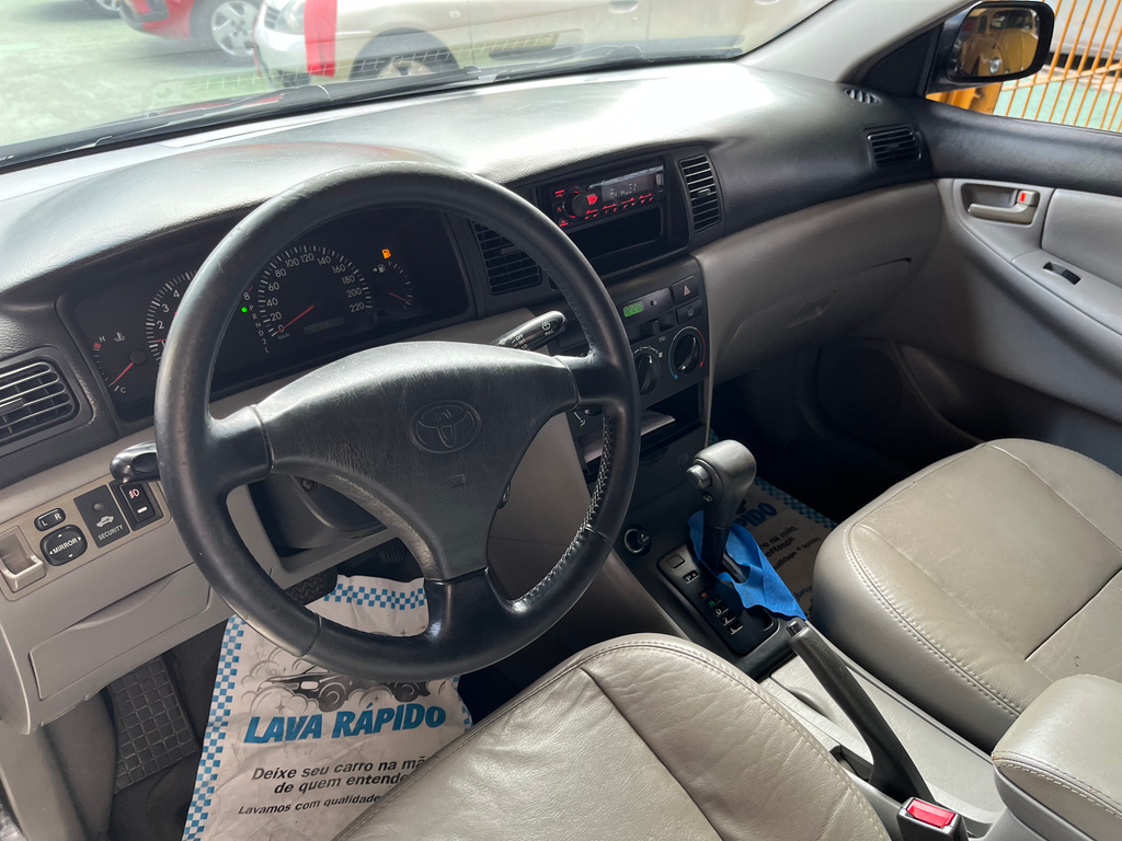 Toyota Corolla Preto
