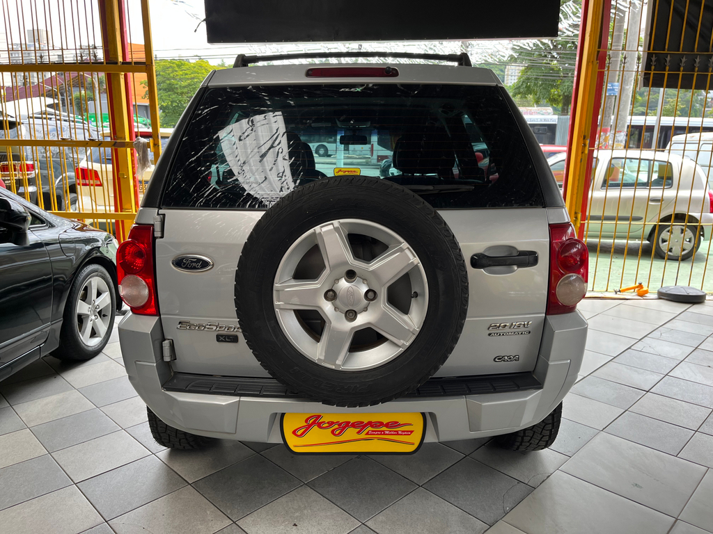Ford EcoSport Prata