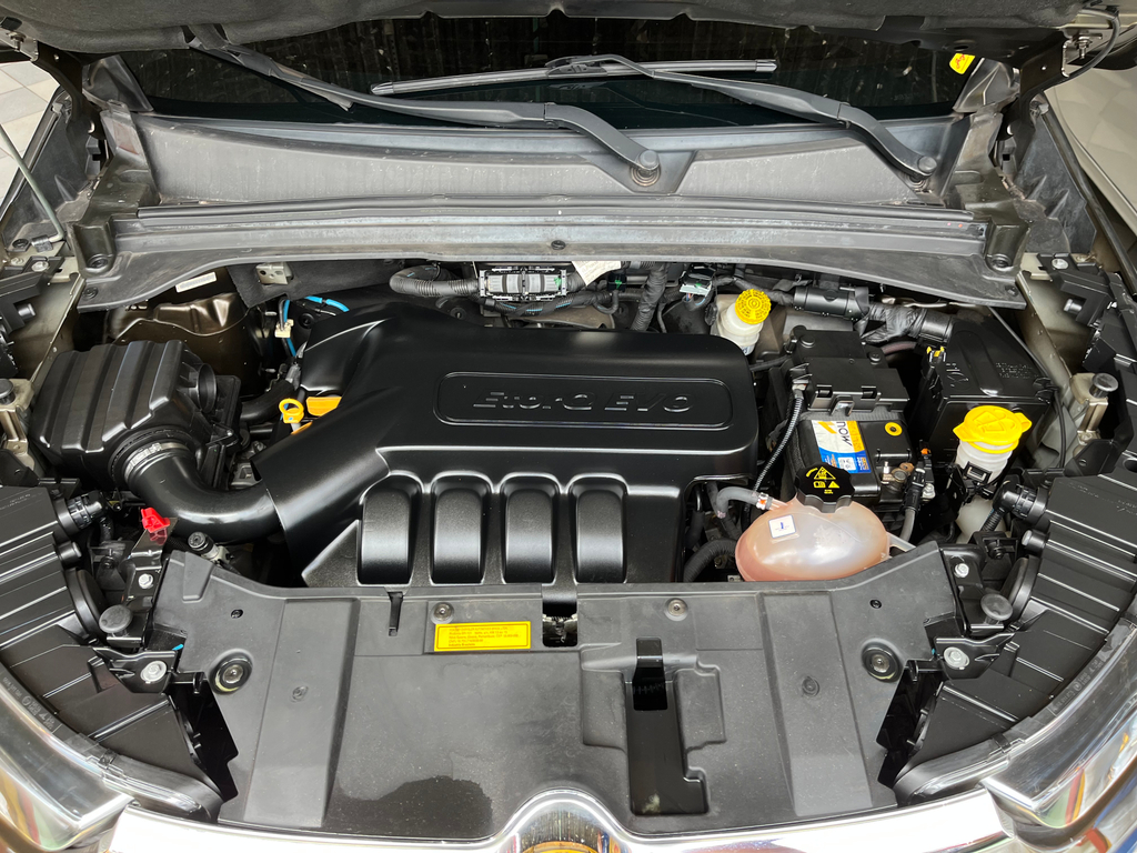 Fiat Toro Marrom