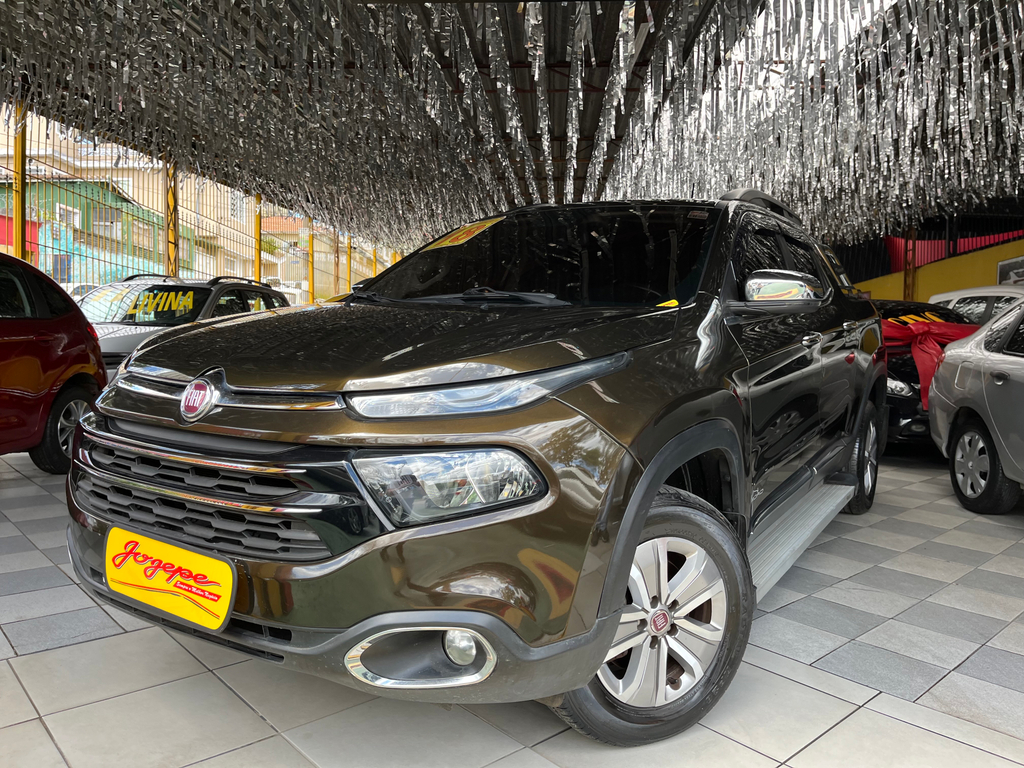 Fiat Toro Marrom