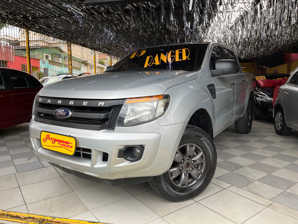 Ford Ranger (Cabine Dupla) Prata