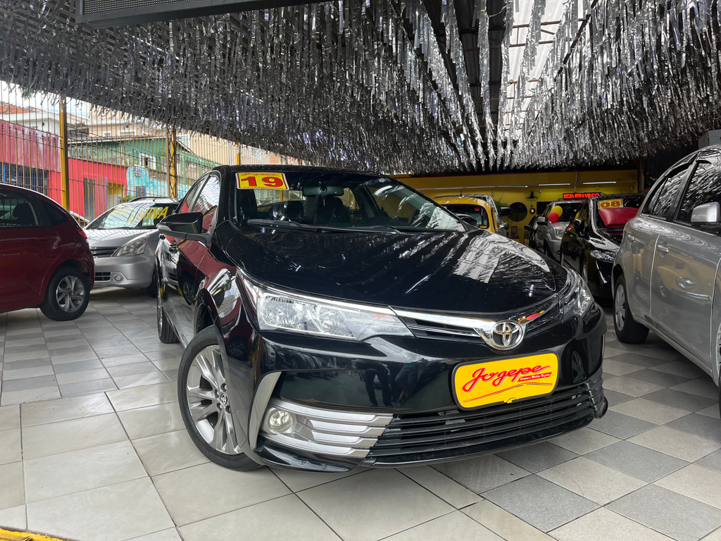 Toyota Corolla Preto
