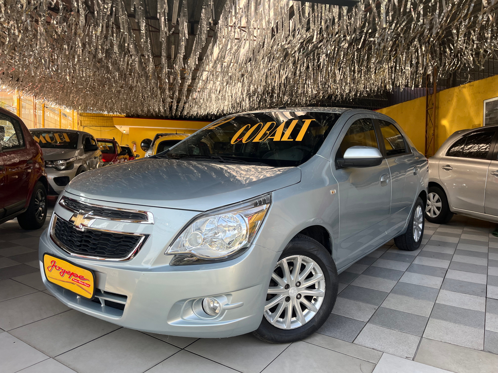 Chevrolet Cobalt Prata