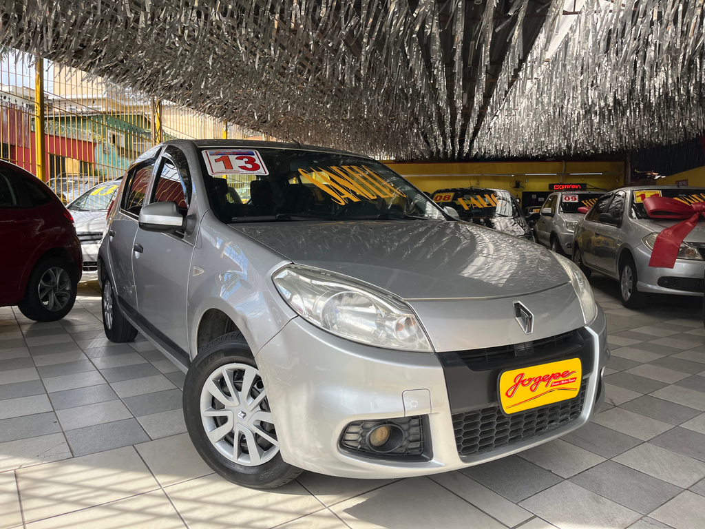 Renault Sandero Prata