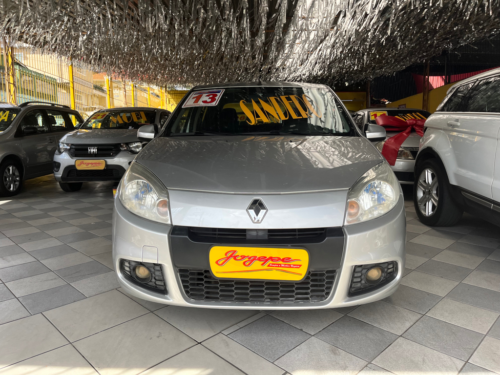 Renault Sandero Prata