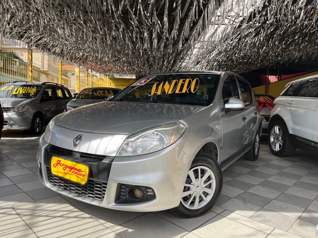 Renault Sandero Prata