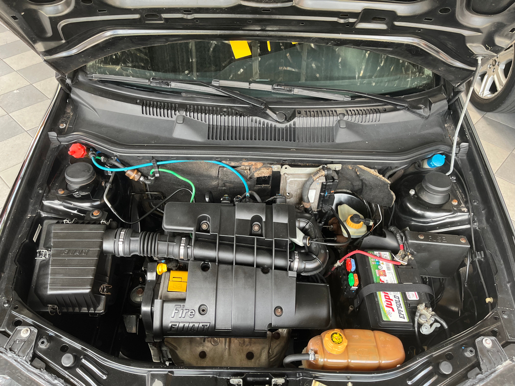 Fiat Palio Preto