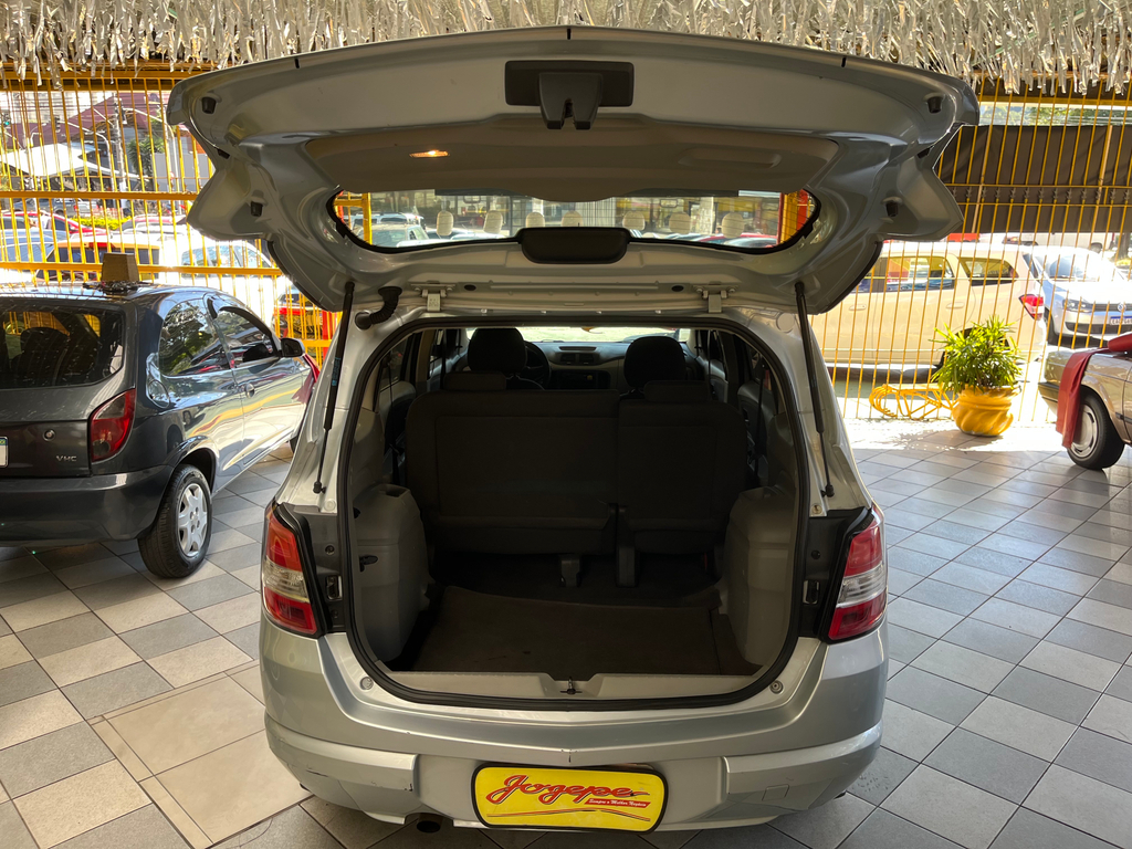 Chevrolet Spin Prata