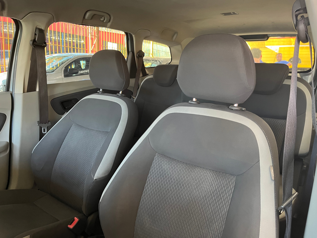 Chevrolet Spin Prata