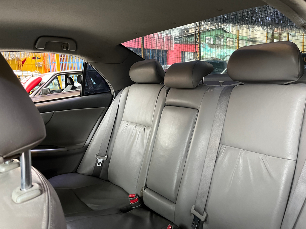 Toyota Corolla Bege