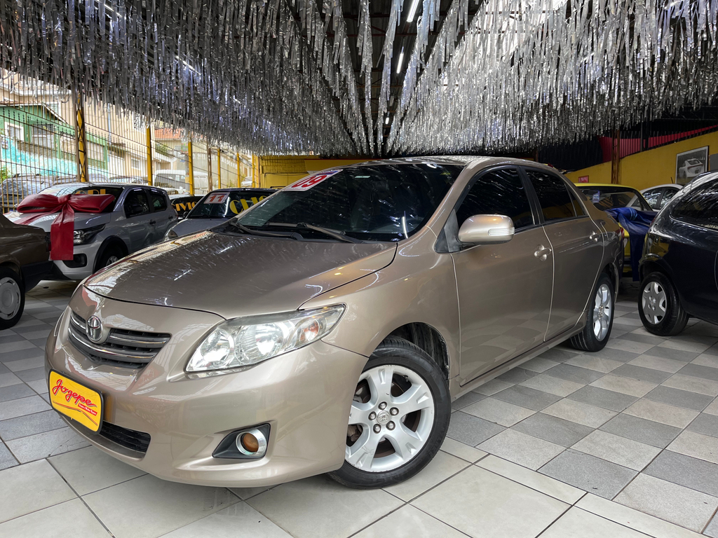 Toyota Corolla Bege