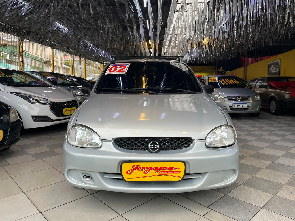 Chevrolet Corsa Sedan Prata