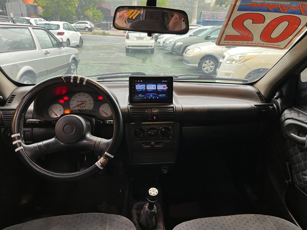 Chevrolet Corsa Sedan Prata