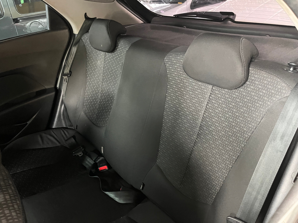 Hyundai HB20 Preto
