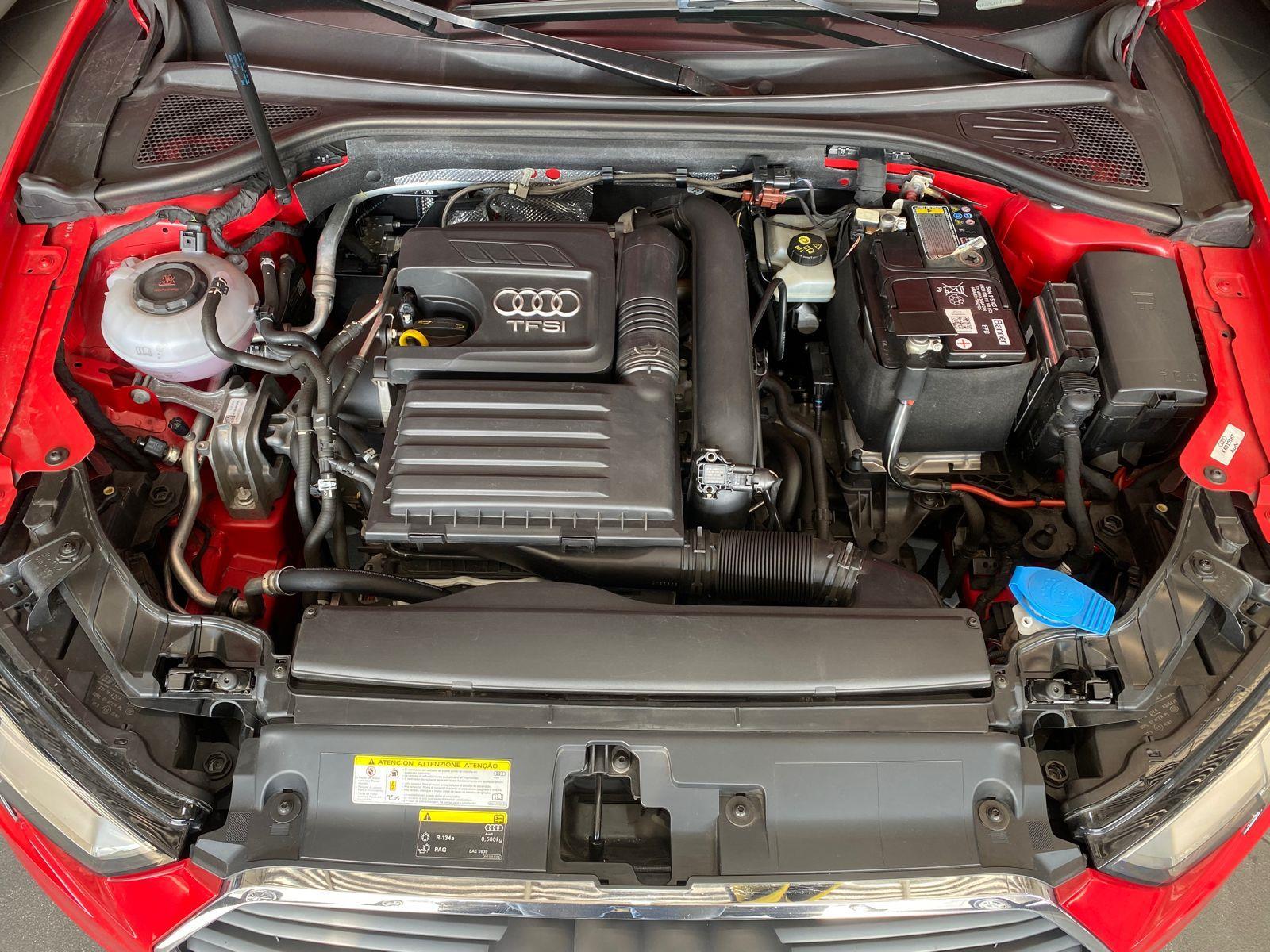 Audi A3 Vermelho