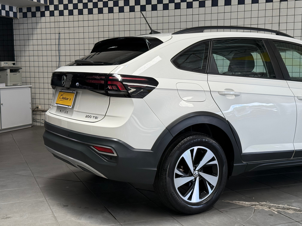 Volkswagen Nivus Branco