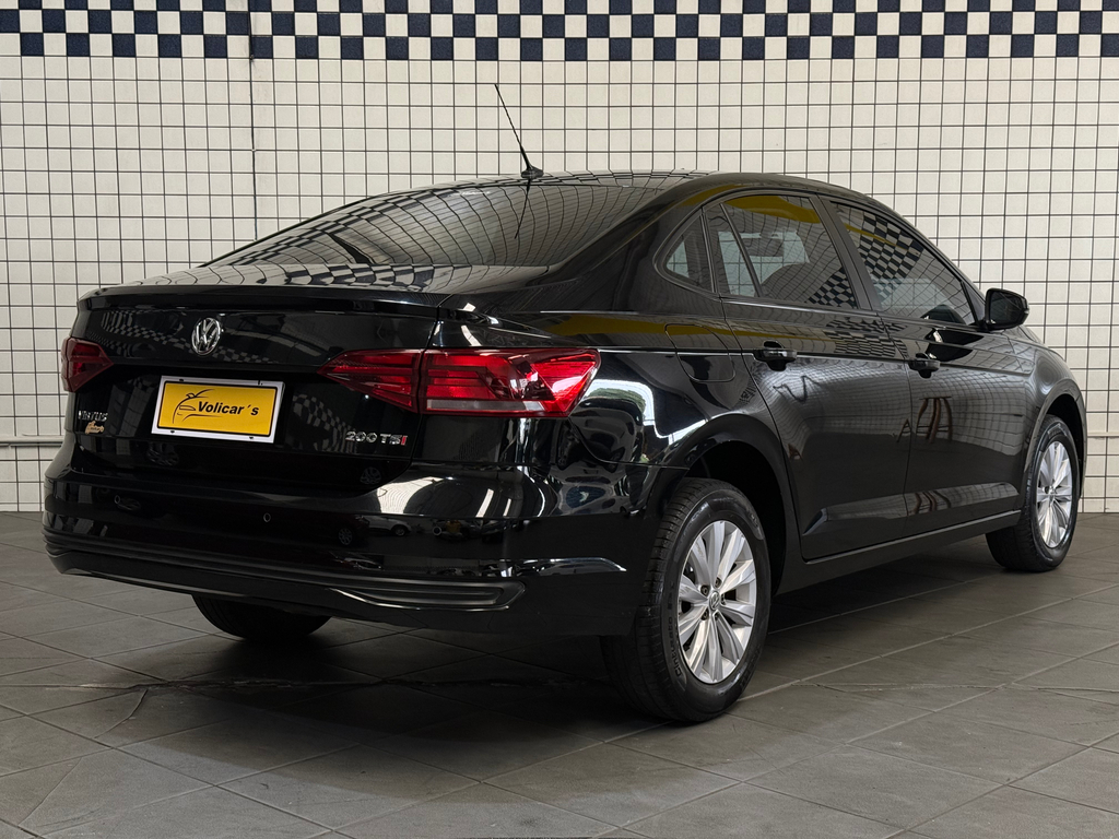 Volkswagen Virtus Preto