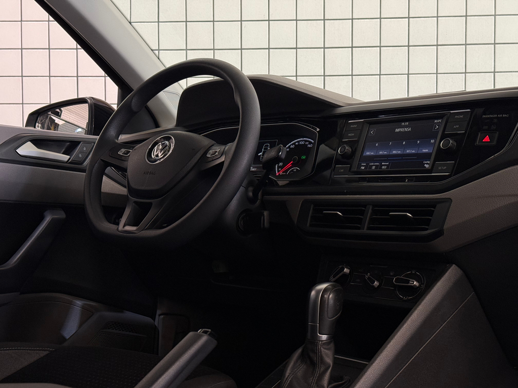 Volkswagen Virtus Preto