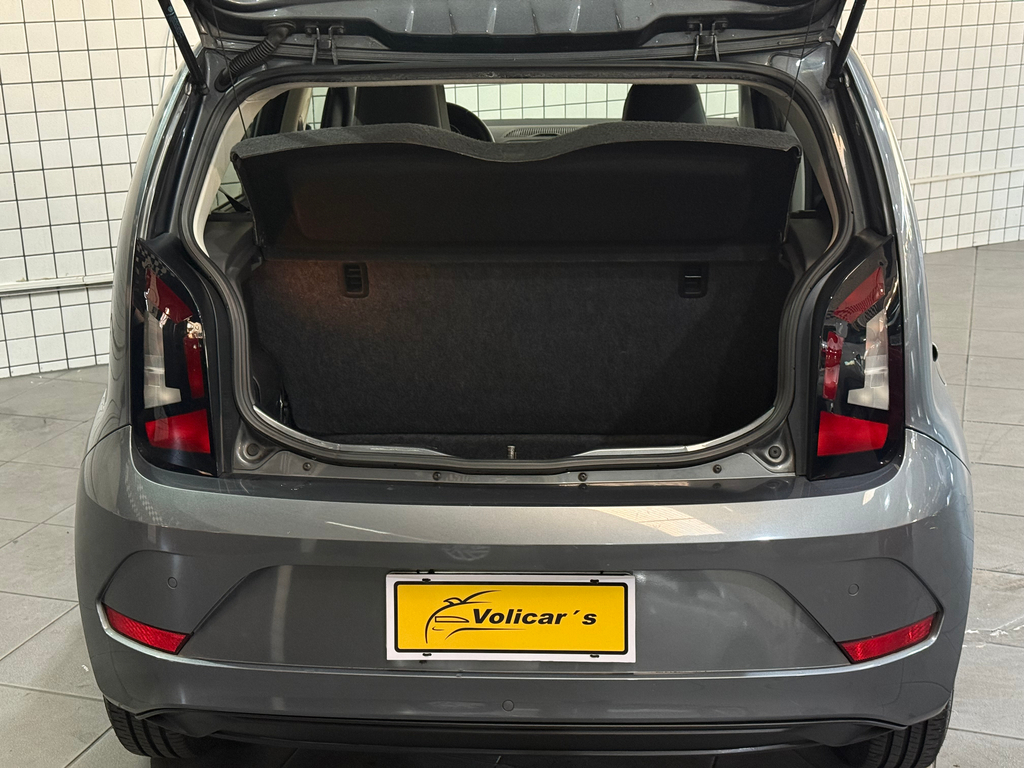 Volkswagen Up! Cinza