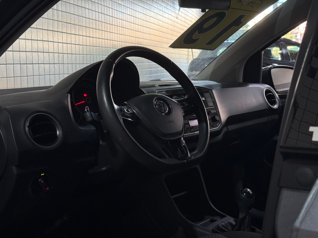 Volkswagen Up! Cinza