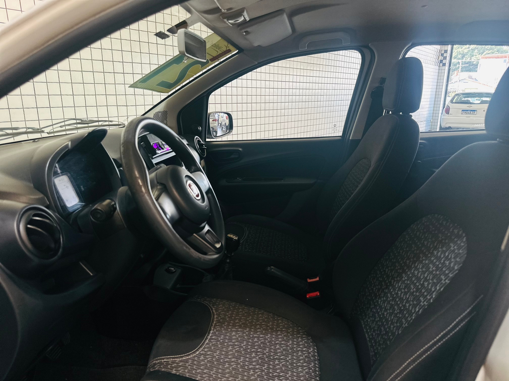 Fiat Uno Branco