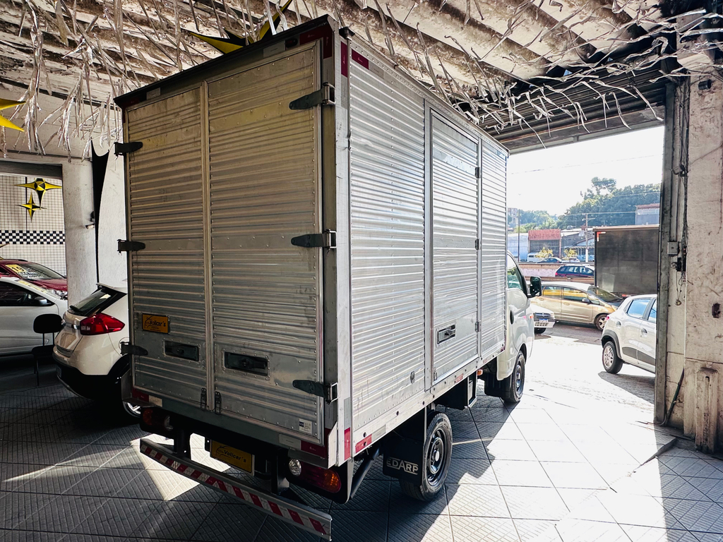 Hyundai HR Branco