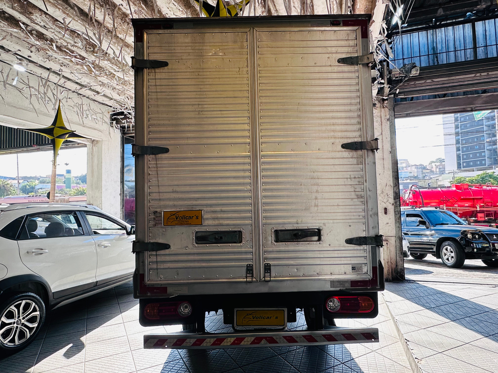 Hyundai HR Branco