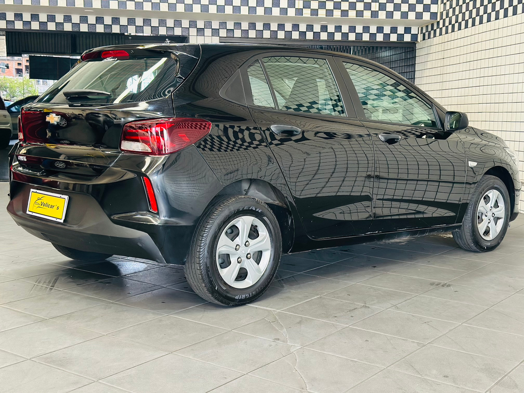 Chevrolet Onix Preto