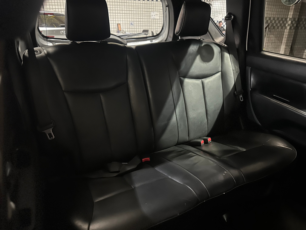 Nissan Livina Prata