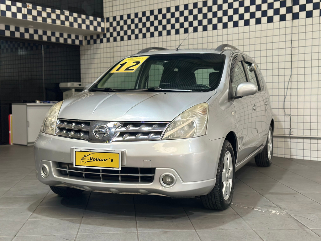Nissan Livina Prata