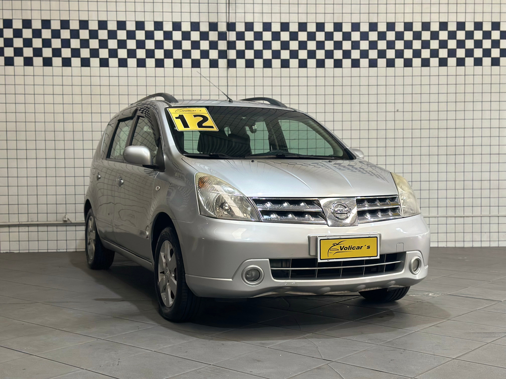 Nissan Livina Prata