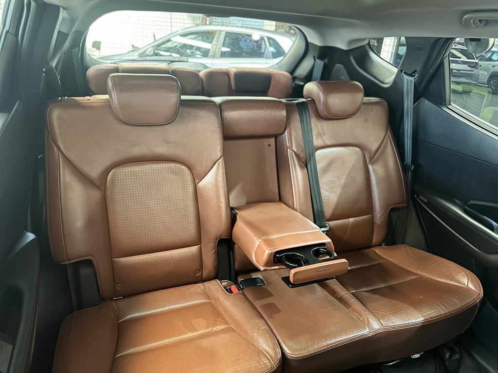 Hyundai Santa Fe Preto