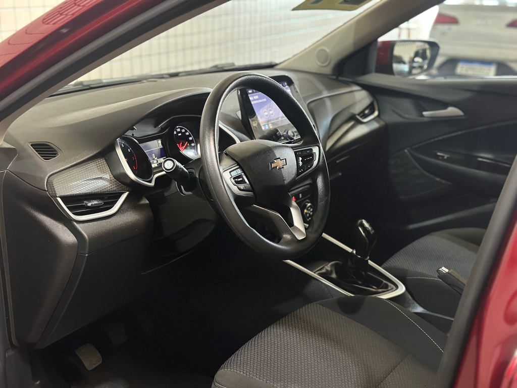 Chevrolet Onix Vermelho
