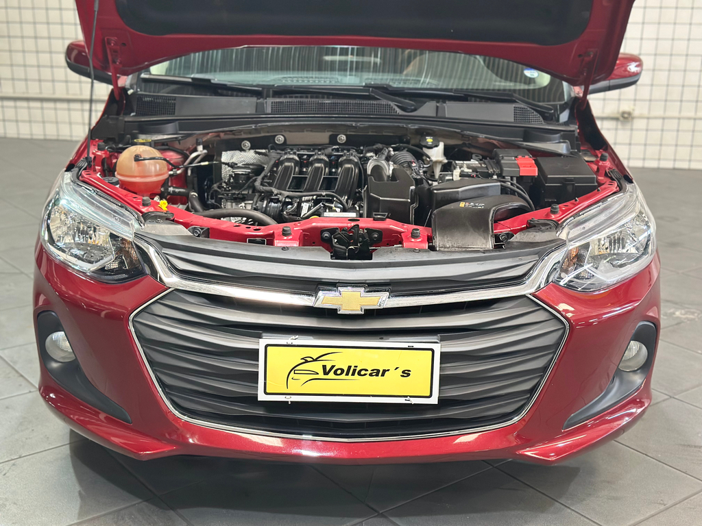 Chevrolet Onix Vermelho