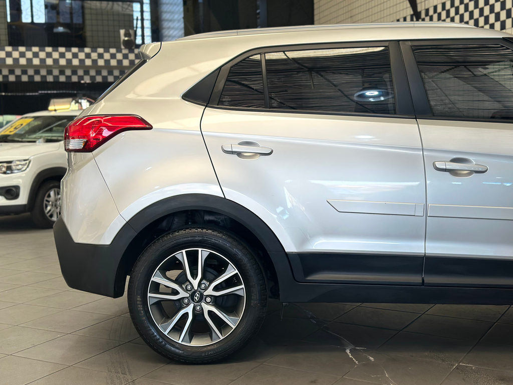 Hyundai Creta Prata