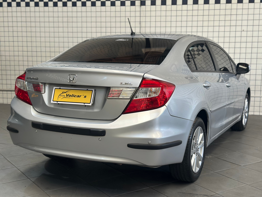Honda Civic Sedan Prata