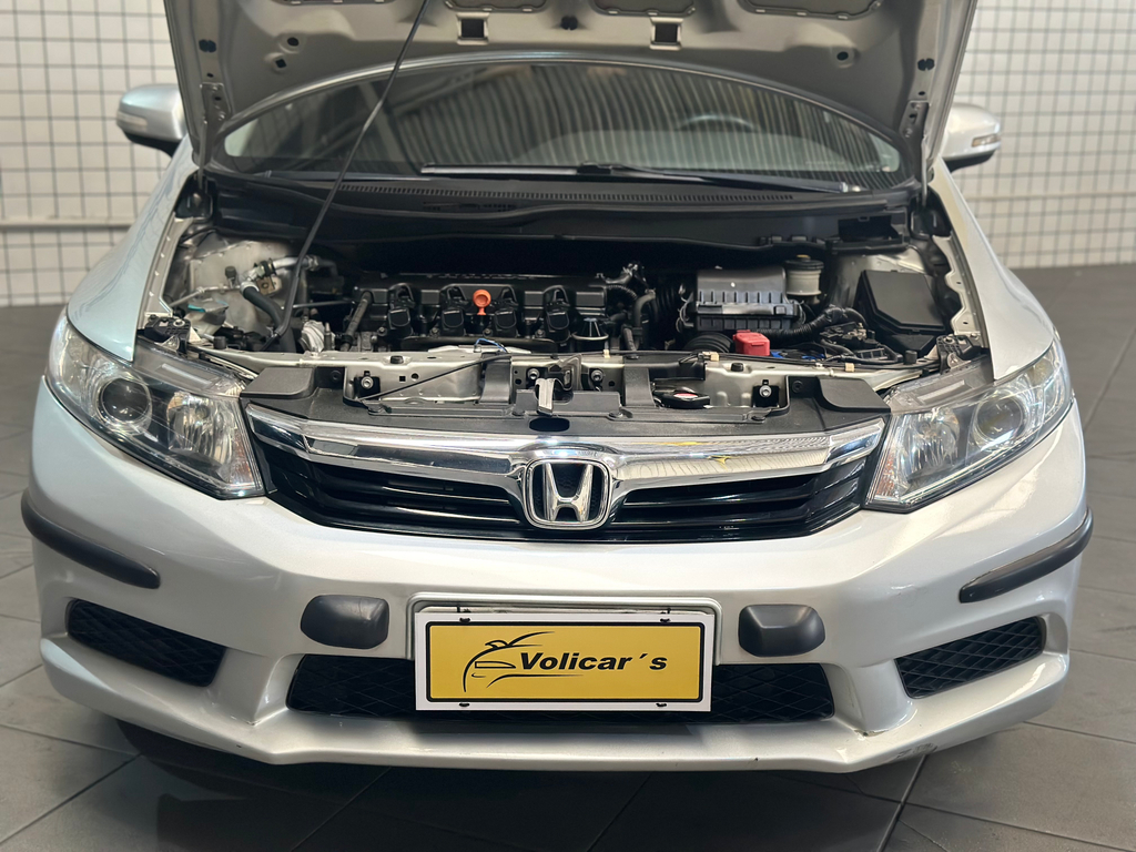 Honda Civic Sedan Prata