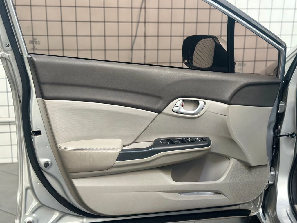 Honda Civic Sedan Prata