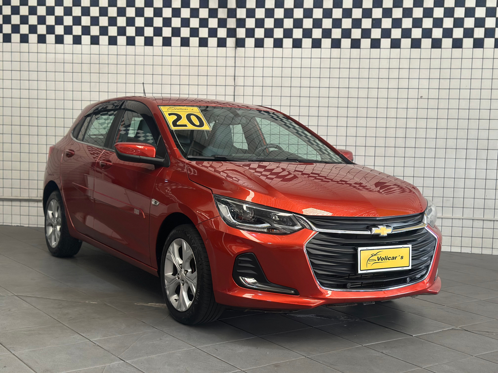 Chevrolet Onix Laranja