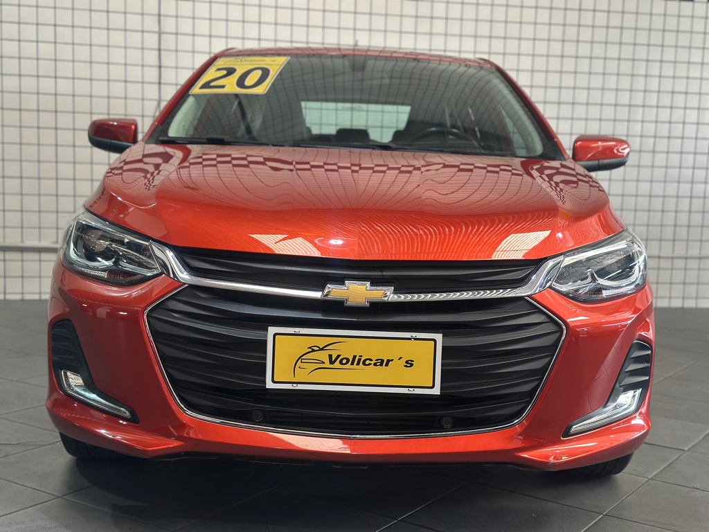 Chevrolet Onix Laranja