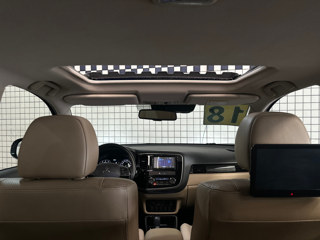 Mitsubishi Outlander Azul