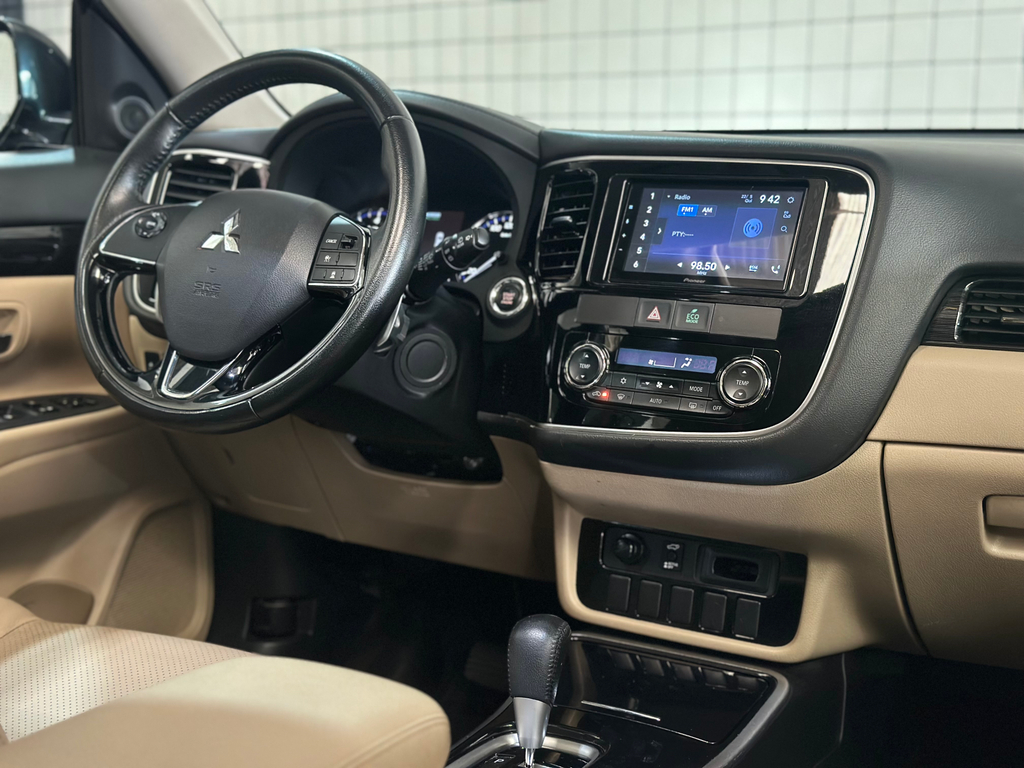 Mitsubishi Outlander Azul