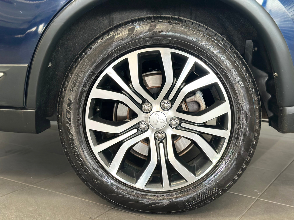 Mitsubishi Outlander Azul